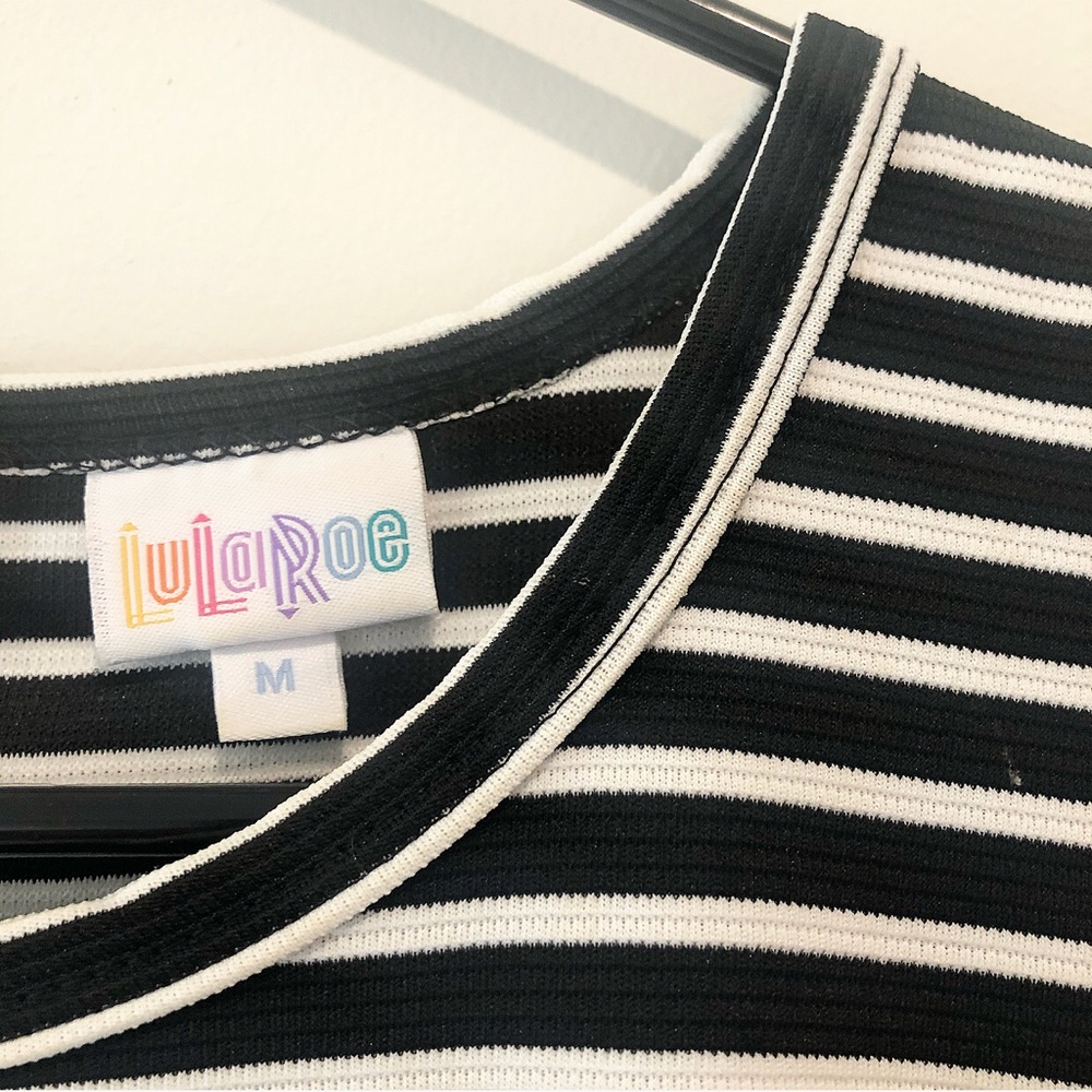 LuLaRoe Amelia Dress - Picture 3 of 4